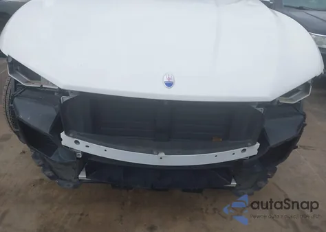 2017 Maserati Levante z USA, uszkodzony, nr VIN ZN661XUL1HX248182